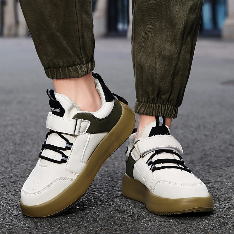 Jungen Mode Skate Schuhe 2025 - Dämpfende Sohle Fußgewölbe-Unterstützung - Plattfuß Casual Sneakers Schulschuhe