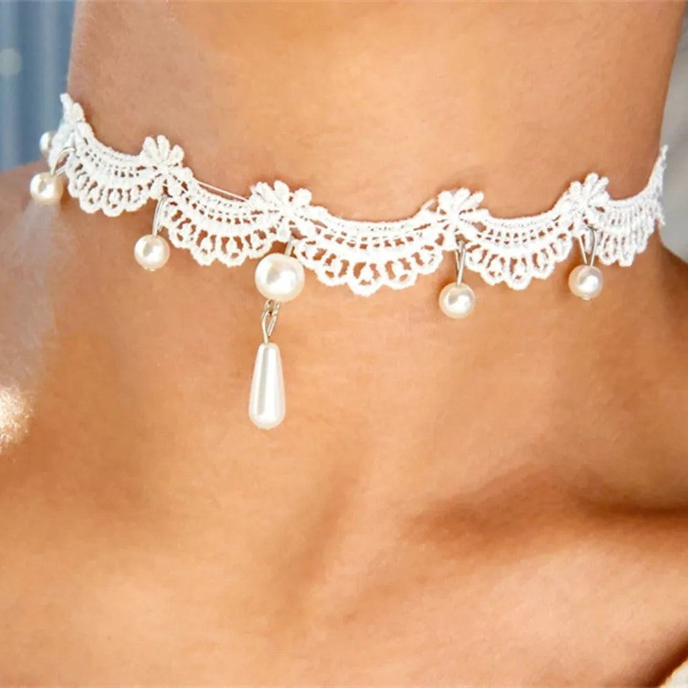 Vintage Fashion Black Lace Heart-Shape Artificial Pearl Pendant Necklace Female Women elegant Simple Choker Ladies Party Jewelry