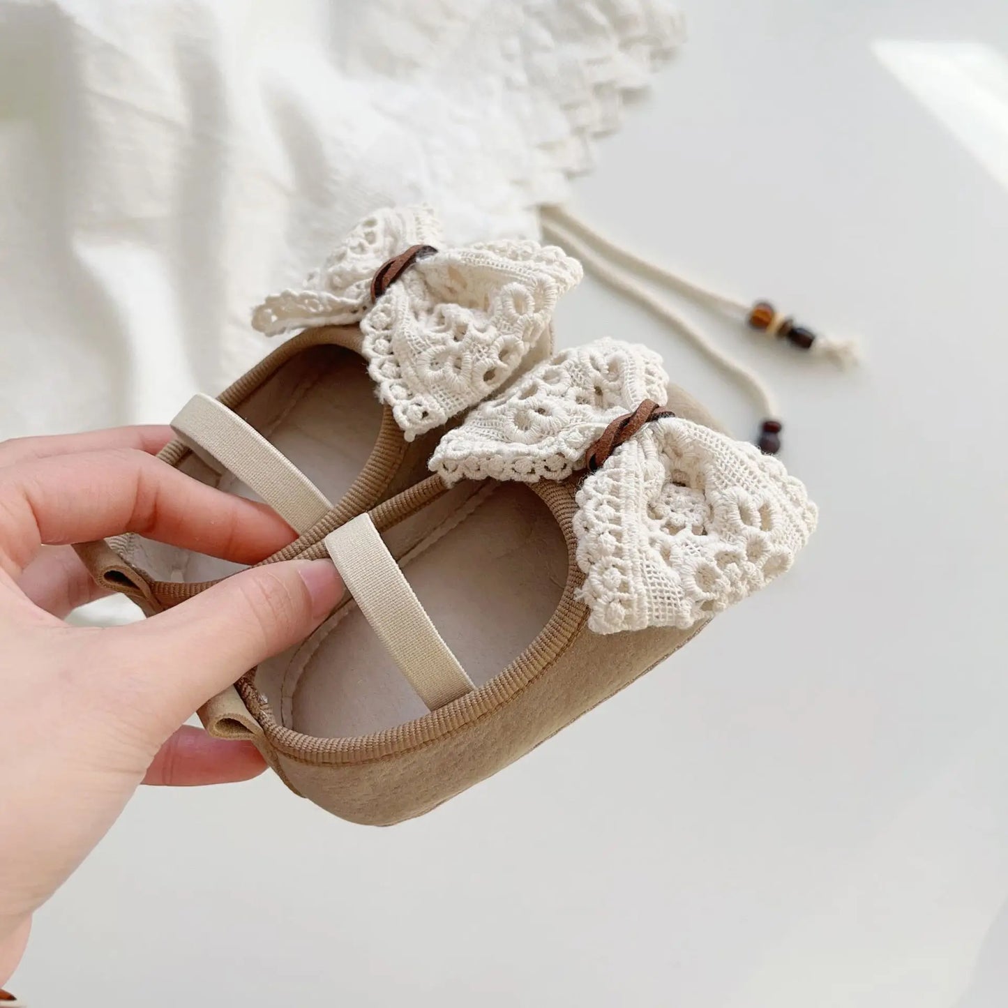 Mädchen Schuhe 2025 - Frühling Western Schleife Baby Schuhe - Vielseitige Sneaker Outdoor Rutschfest Weiche Sohle