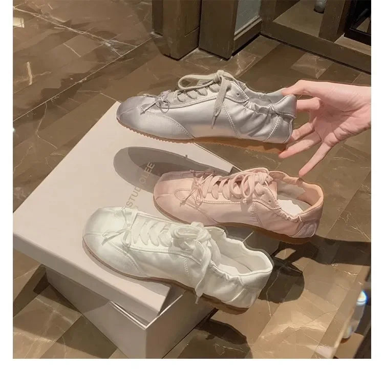 Comemore 2025 Neu Sommer Damen Ballet Stil Süß Mädchen Sport Board Schuhe Mode Satin Schleife Freizeit Flats Damen Komfortabel