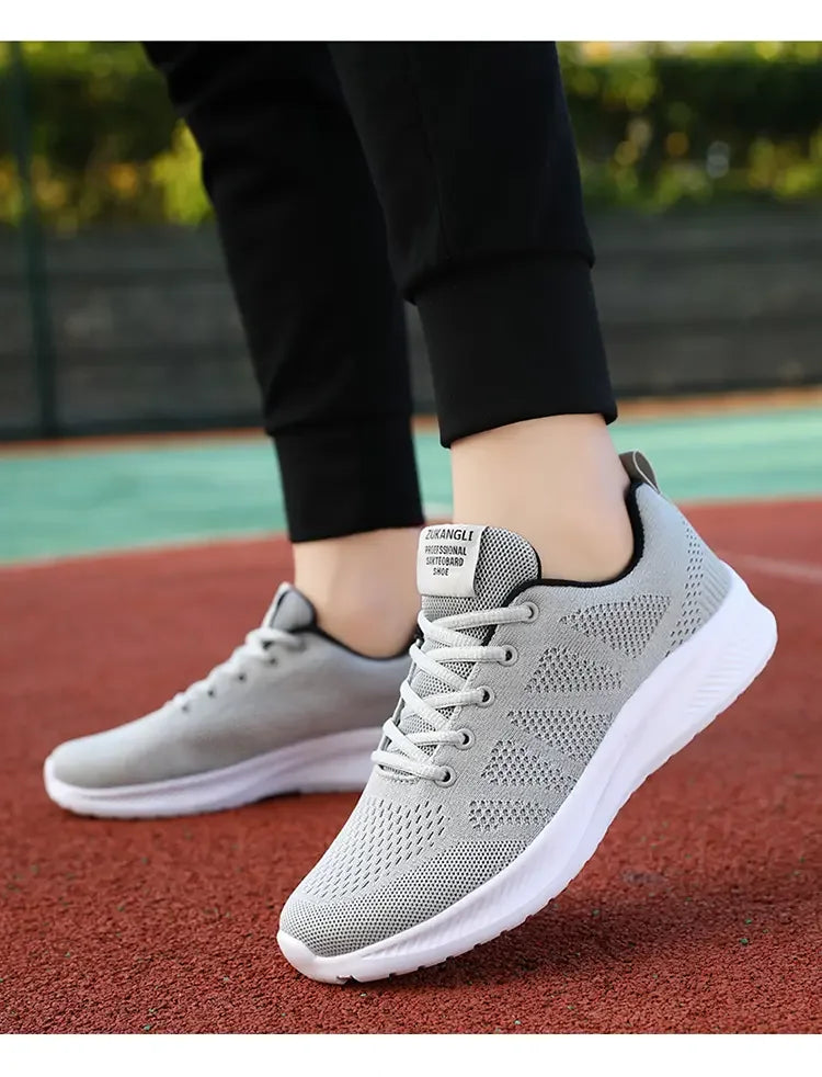 Sneakers for Mens 2023 Man Running Sport Shoes Summer New Mesh Sneakers for Man's Outdoor Lightweight Fitness Tennis Zapatillas