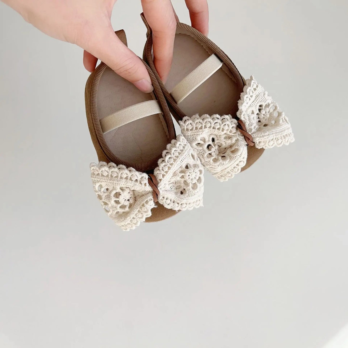 Mädchen Schuhe 2025 - Frühling Western Schleife Baby Schuhe - Vielseitige Sneaker Outdoor Rutschfest Weiche Sohle