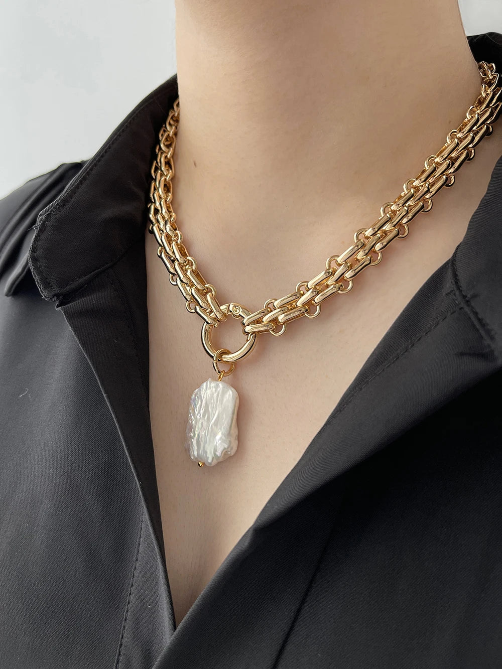 Peri'sBox Large Square Natural Freshwater Pearl Pendant Chunky Chain Necklace for Women Vintage Elegant Baroque Pearls Necklaces