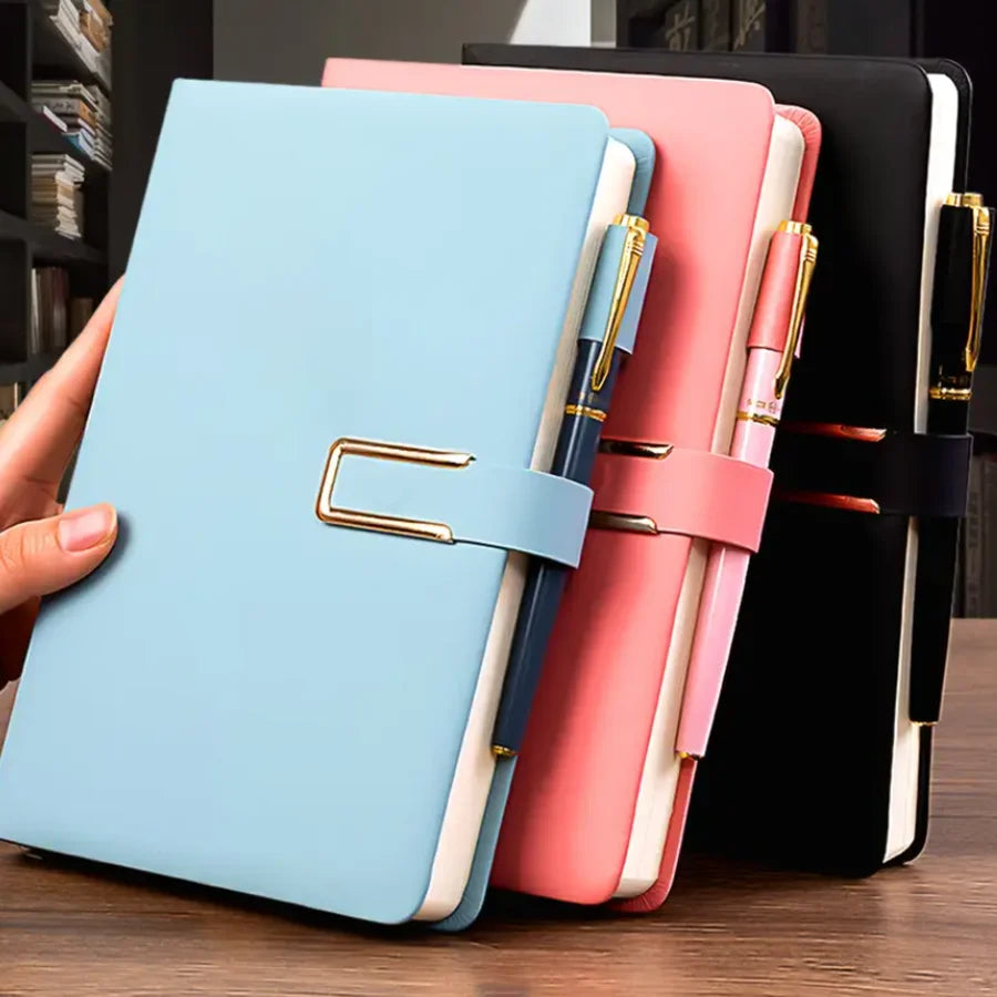 Leder-Notizbuch 2025: A5 Vintage Personalisiert - Business Journal Collection