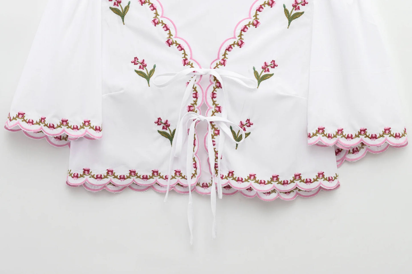 ZBZA Women's Floral Embroidered Shirt V-neck Short Sleeve Front Tie Loose Hem Top Spring and Summer New Versatile Chic Cardigan