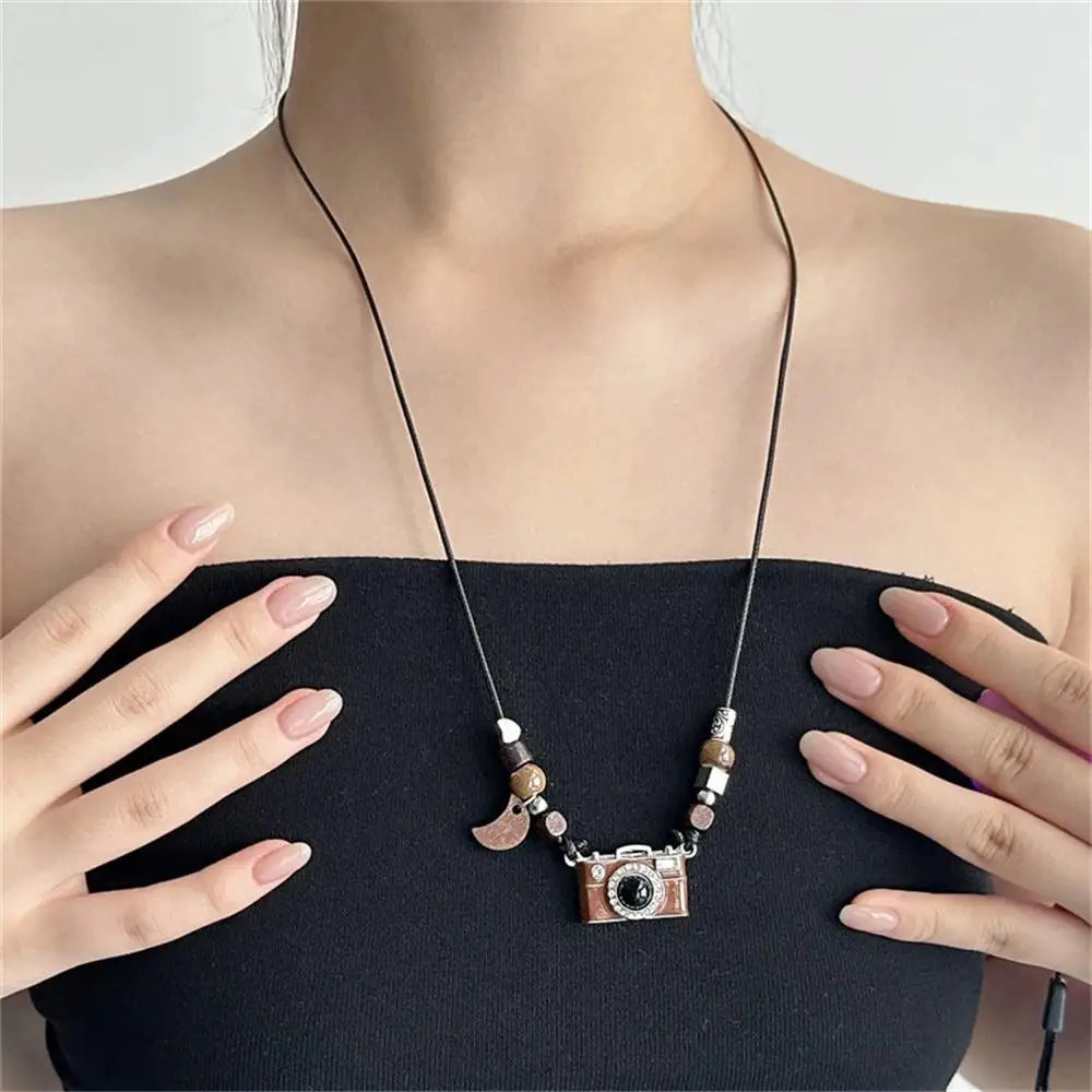 Silver Color Oval Aquamarine Pendant Necklace Ladies Girls Luxury Snake Chain Necklace Fashion Jewelry Gifts For Women New 2024
