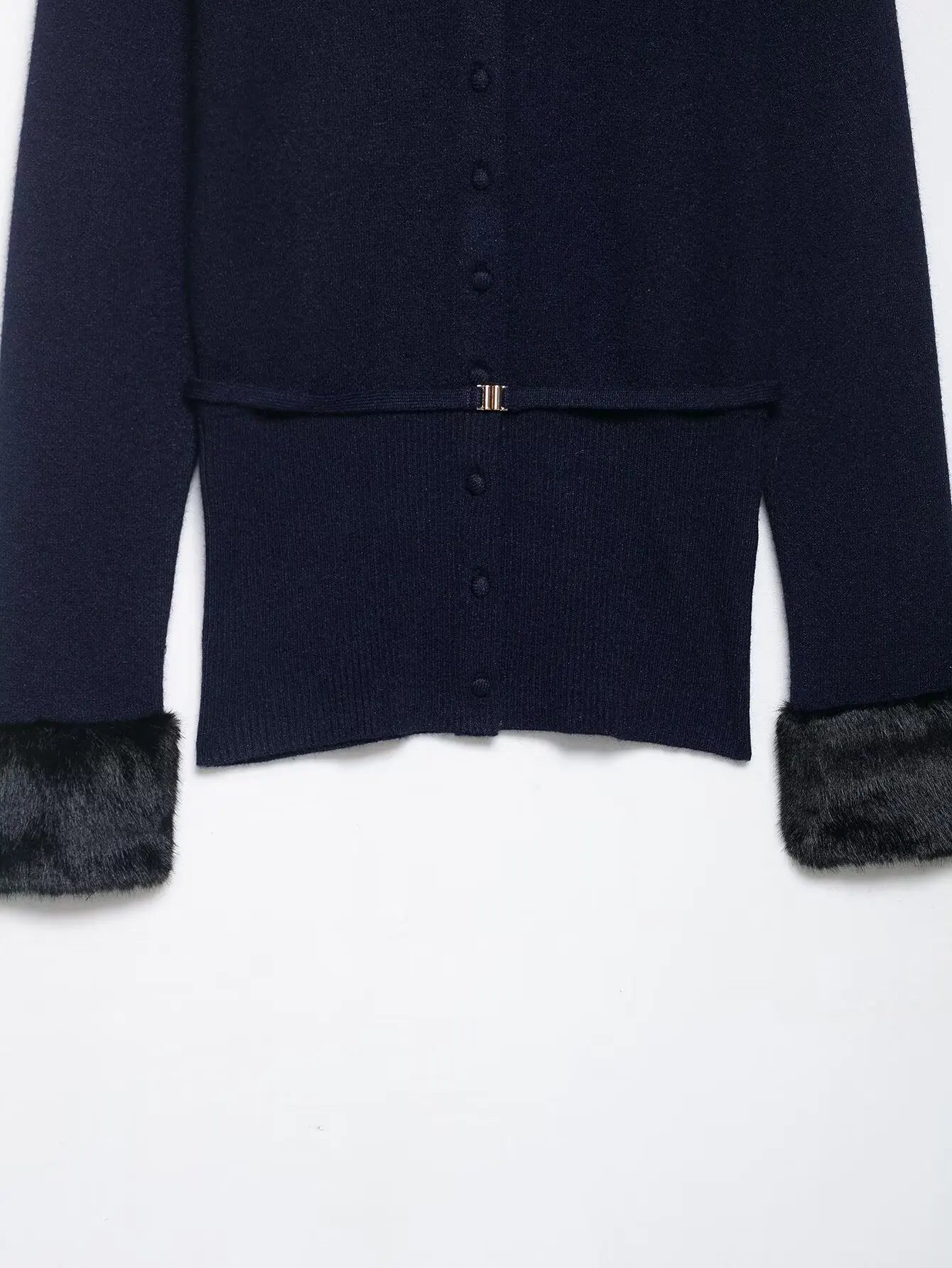 Cardigan CN Jiangsu - cu nasturi și curea, mărimea M, greutate 120-220 grame pe metru pătrat, material tricotat