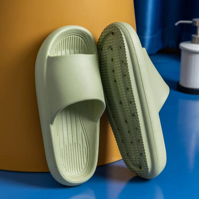 New Soft EVA Slippers Couples Home Slipper Outdoor Beach Summer Sandals Bath Men Flip Flops Non-Slip Women Thick Sole Shoes