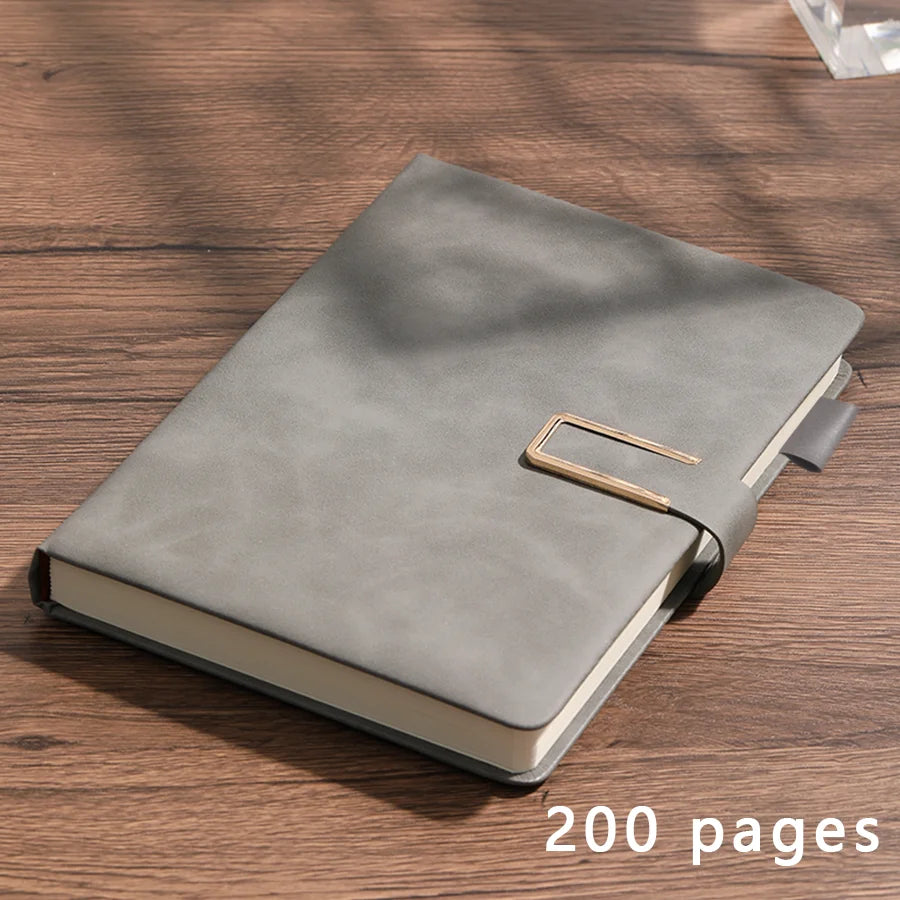 Leder-Notizbuch 2025: A5 Vintage Personalisiert - Business Journal Collection