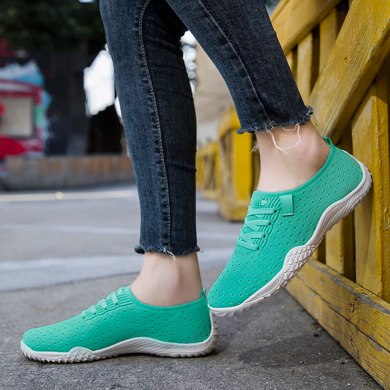 Casual Sneakers for Women Breathable Comfortable Outdoor Walking Shoes Soft Sole and Anti-slip Women's Wide Toe Shoe Size 36-42