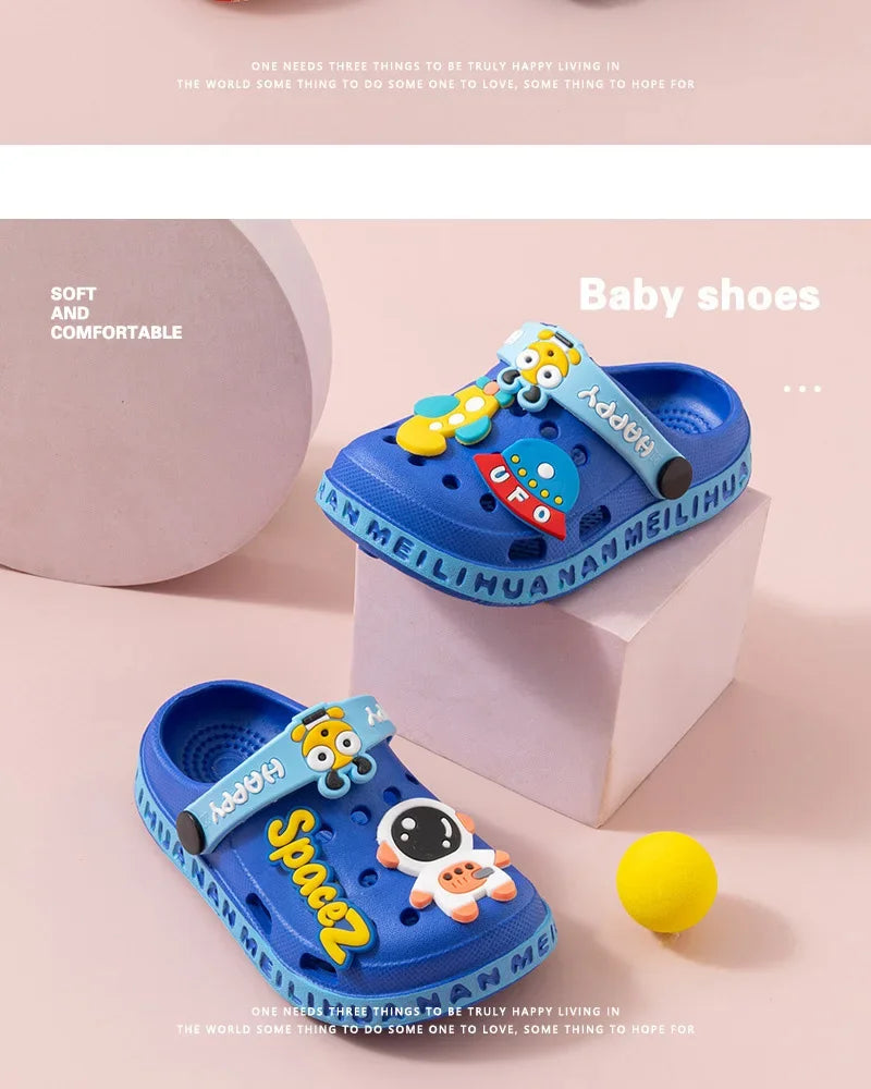 ZYCZWLCN Kinder Sandalen Cartoon Rutschfest - Gr.10-11 PVC