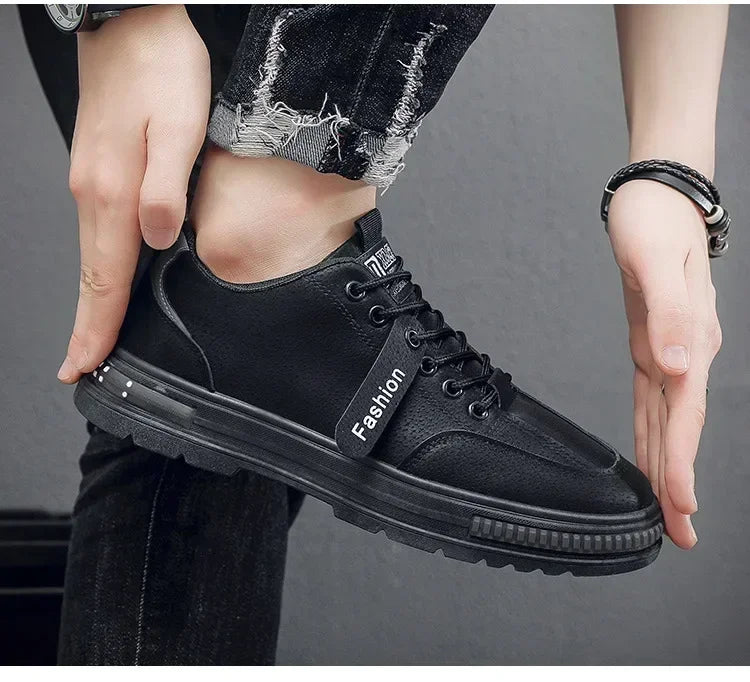 Wear resistant New BreathableWork Safety Shoes Trendy Versatile Comfortable Eva Insoles Rubber Upper shoes for men sneakers men