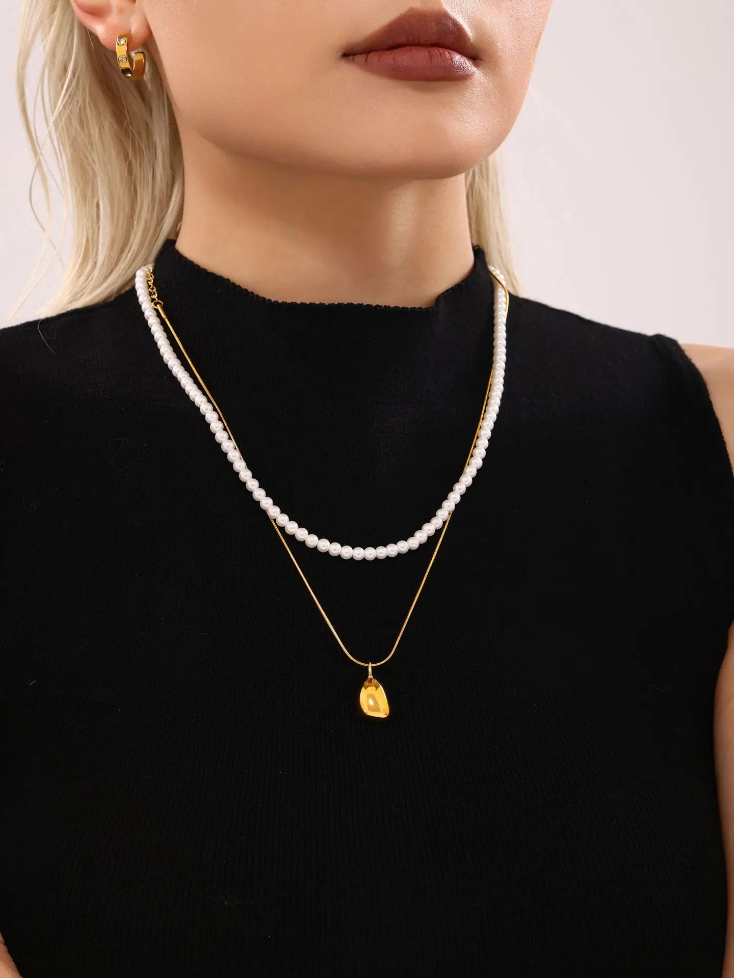 Gorgeous Necklace for Women White Pearl Beaded Gold Plated Chain Pendant Daily Charm Waterproof Jewelry Gift