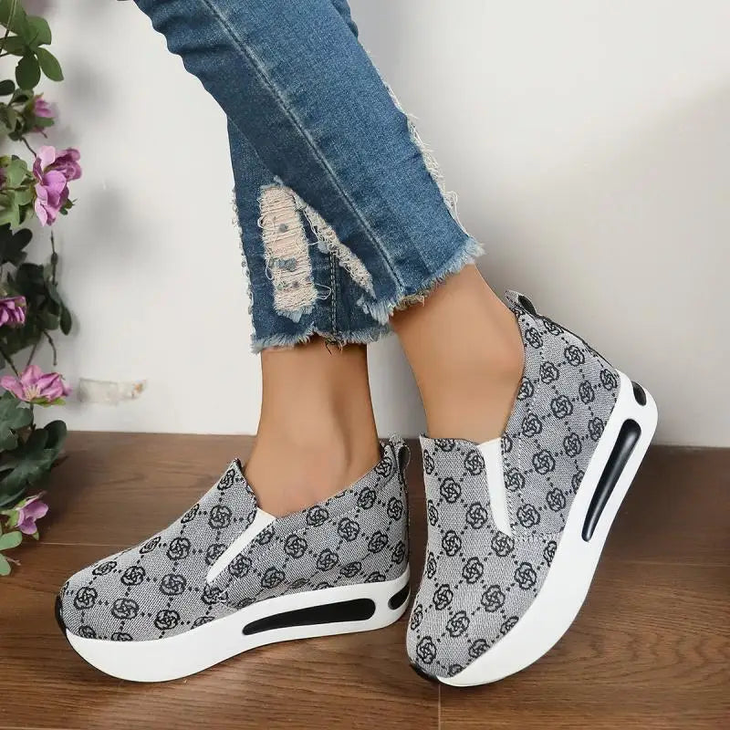 Damen Sneakers 2025 - Fashion Embroidered Platform Spring Comfort Slip On Walking Shoes