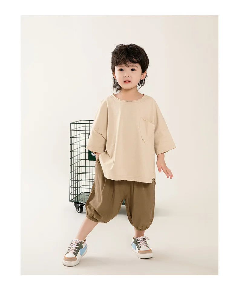 Tricou pentru băieți 2025: Guler rotund în stil coreean - Colecția minimalistă premium