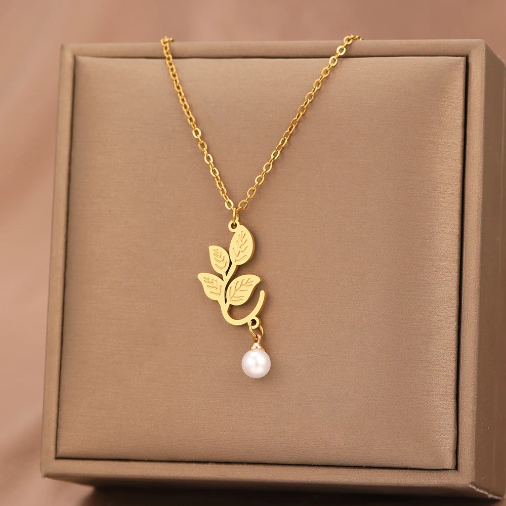 Stainless Steel Necklaces Retro Lrregular leaf Pendant White Imitation Pearl Light Luxury Necklace For Women Jewelry Party Gifts