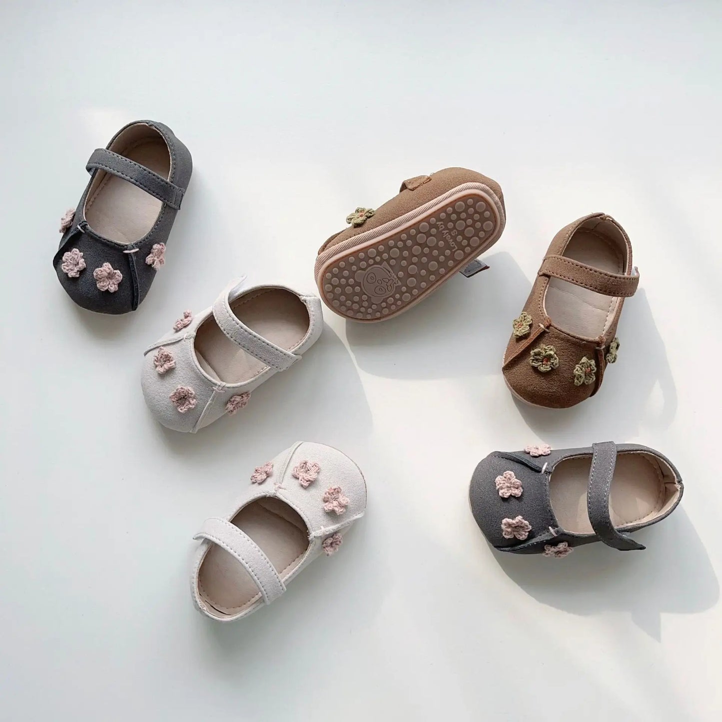 Mädchen Schuhe 2025 - Frühling Baby Prinzessin Koreanische Edition Blumen - Elastik Band Weiche Sohle Sneakers 1-3J