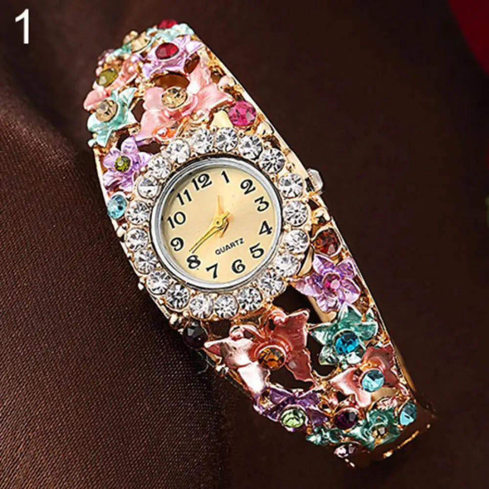 Blume Schmetterling Frauen Uhr 2025 - Zifferblatt Strass Armband Armbanduhr - Fashion Armbanduhr Weiblich Casual Damen Uhren