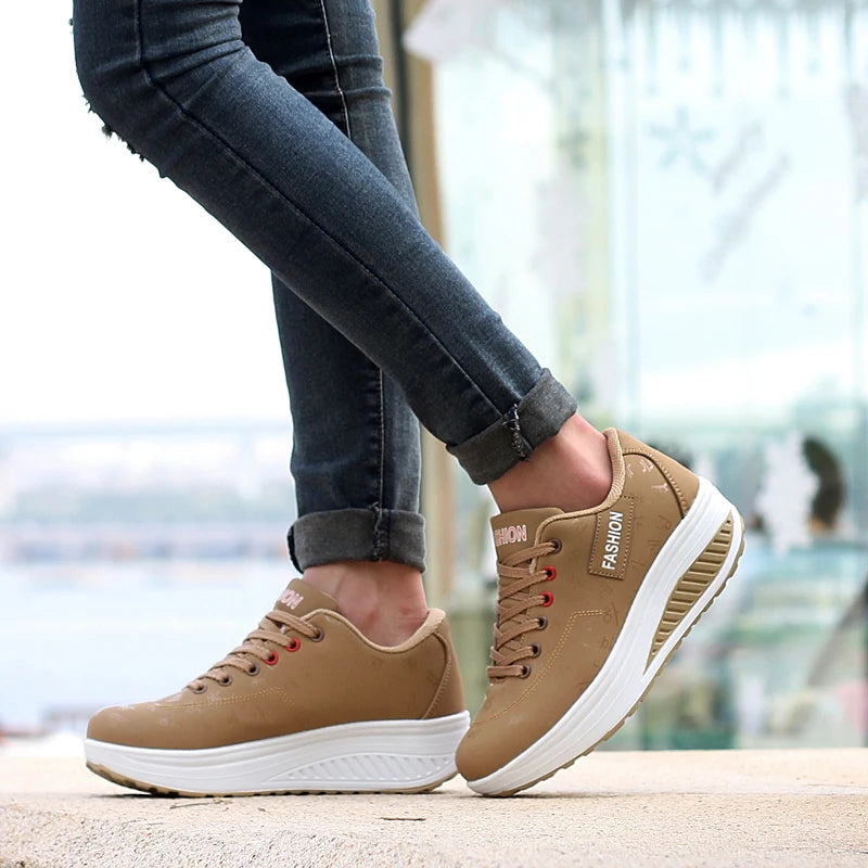 Walking Shoes Women Sneakers Fashion Platform Shake Shoes Thick Bottom Wedges Women Chunky Shoes