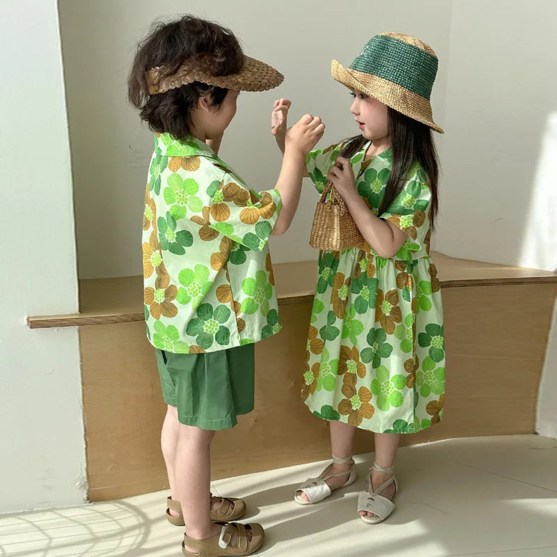 Kinder-Kleidungsset 2025 Sommer Neu Jungen Hemden Shorts 2-teilig Set Mädchen Blumenkleid Kinder Bruder Schwestern Outfits