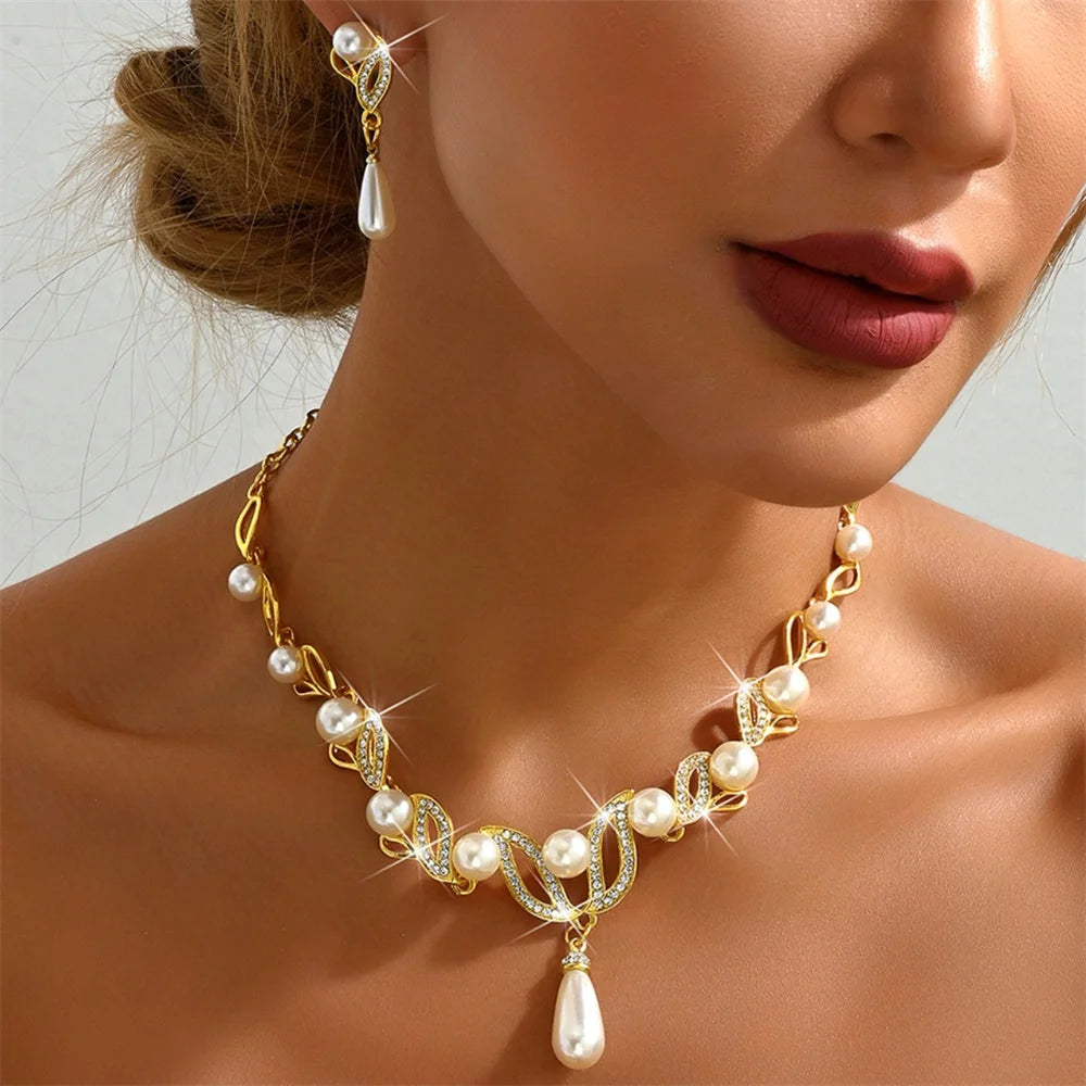 Elegant Women Jewelry Necklace Earring Set Leaf-Shaped Long Teardrop Pearl Crystal Pendant Wedding Party Jewelry Accessories