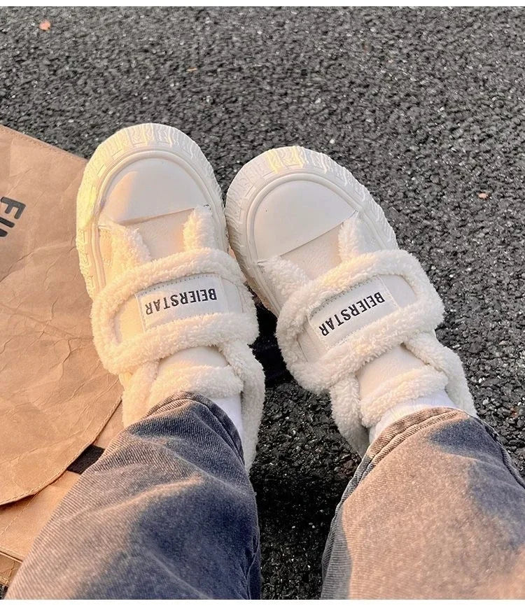 Winter Women Breathable Warm Sneakers White Wool Shoes Thick Heel Plaid Sneakers Casual Running Platform Lolita Shell Shoes