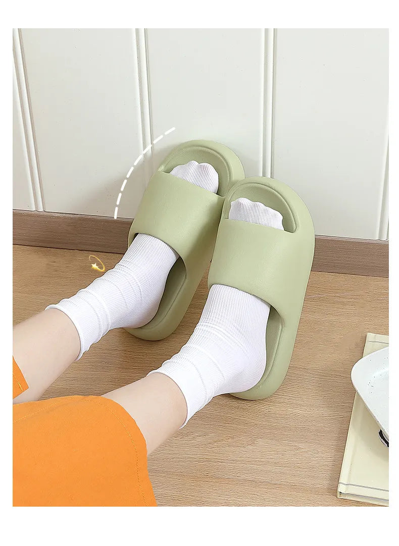 New Soft EVA Slippers Couples Home Slipper Outdoor Beach Summer Sandals Bath Men Flip Flops Non-Slip Women Thick Sole Shoes