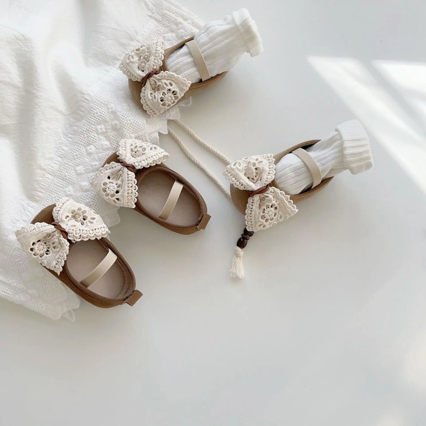 Mädchen Schuhe 2025 - Frühling Western Schleife Baby Schuhe - Vielseitige Sneaker Outdoor Rutschfest Weiche Sohle