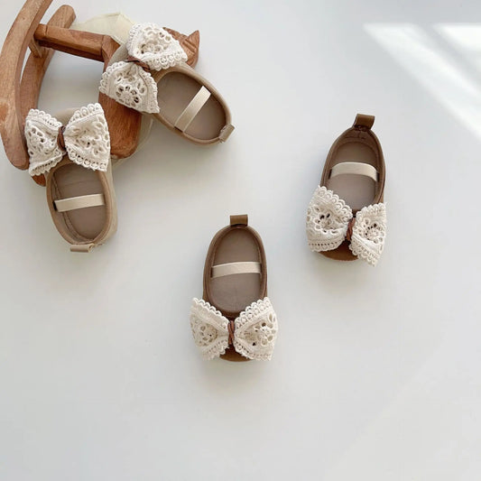 Mädchen Schuhe 2025 - Frühling Western Schleife Baby Schuhe - Vielseitige Sneaker Outdoor Rutschfest Weiche Sohle