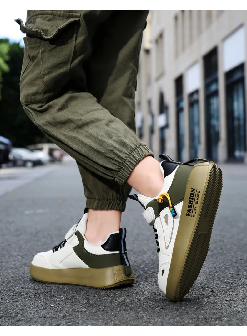 Jungen Mode Skate Schuhe 2025 - Dämpfende Sohle Fußgewölbe-Unterstützung - Plattfuß Casual Sneakers Schulschuhe