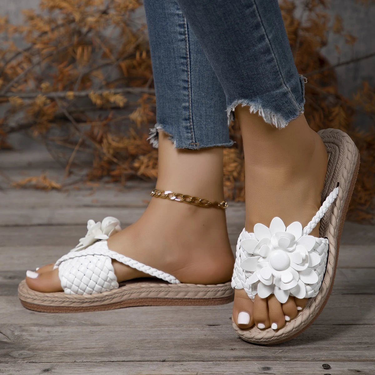Summer Floral Braided Flat Slippers Classics Solid PU Leather Women Non Slip Flip Flops Soft Comfortable Beach Sandals Femme