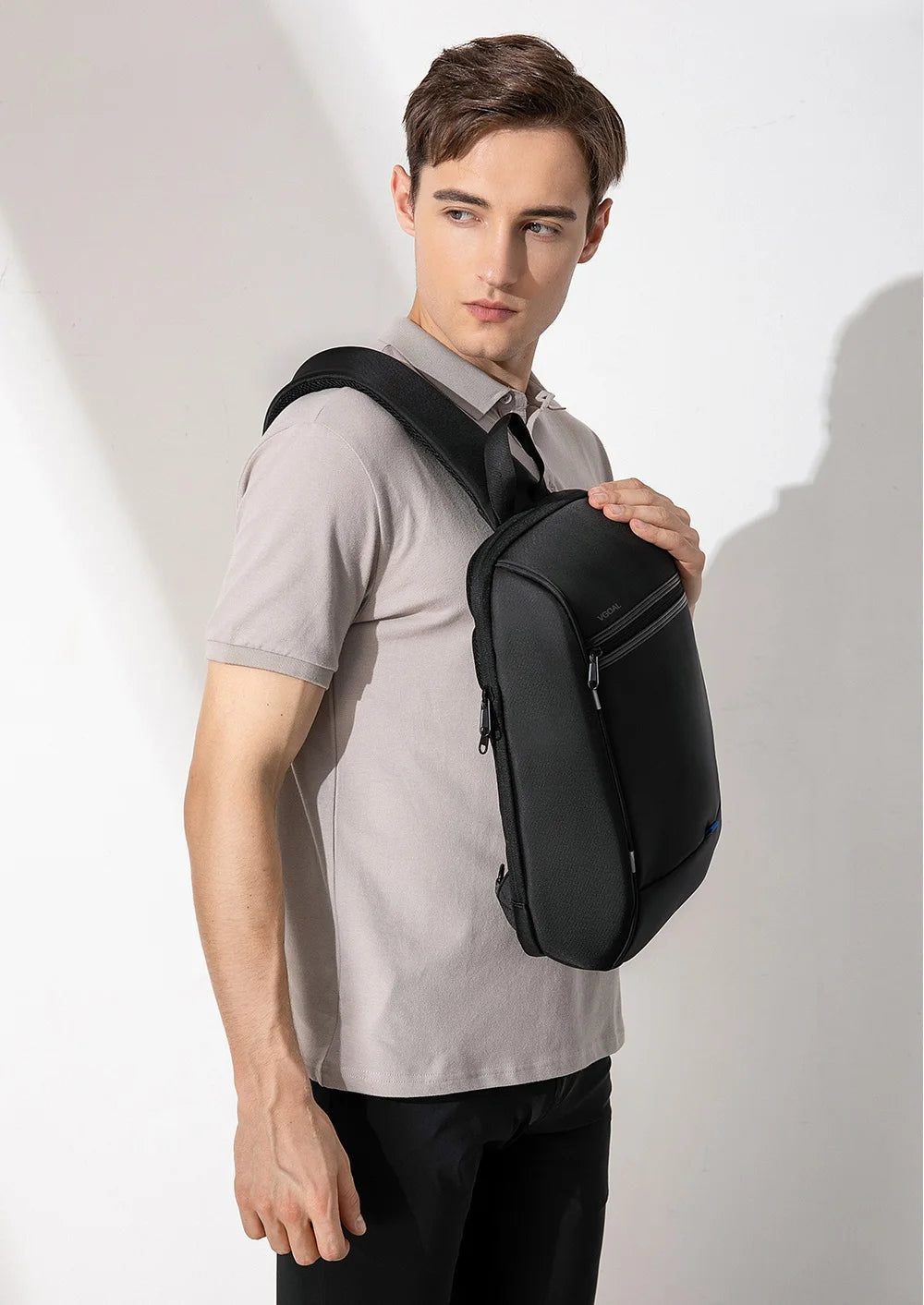 Laptop-Tasche 2025 - 13.3-14 Zoll Crossbody Messenger Rucksack Schule Studium