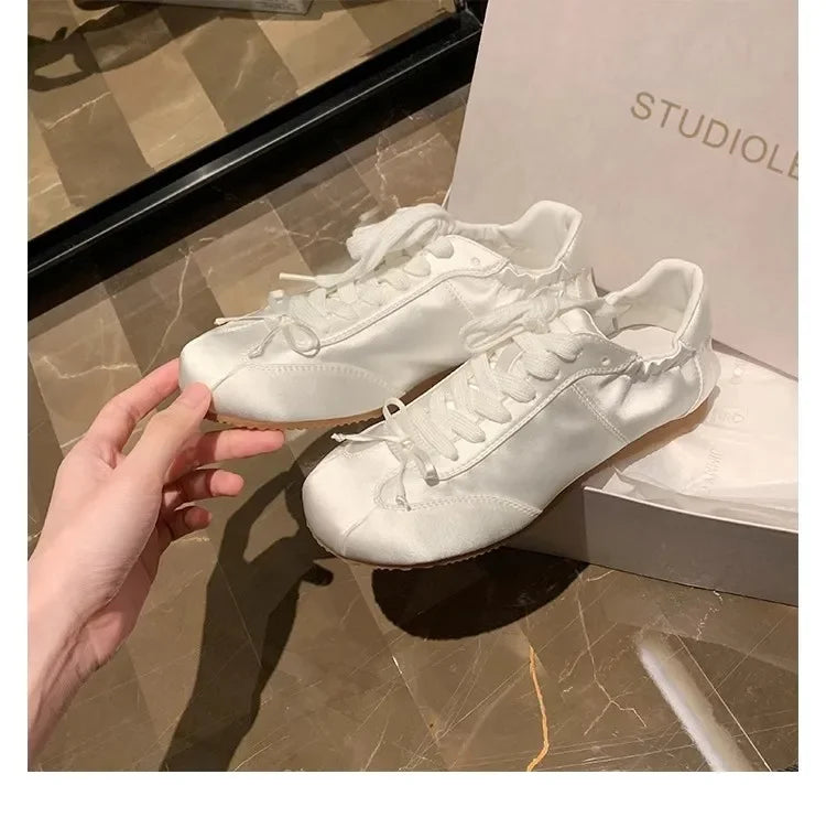 Comemore 2025 Neu Sommer Damen Ballet Stil Süß Mädchen Sport Board Schuhe Mode Satin Schleife Freizeit Flats Damen Komfortabel