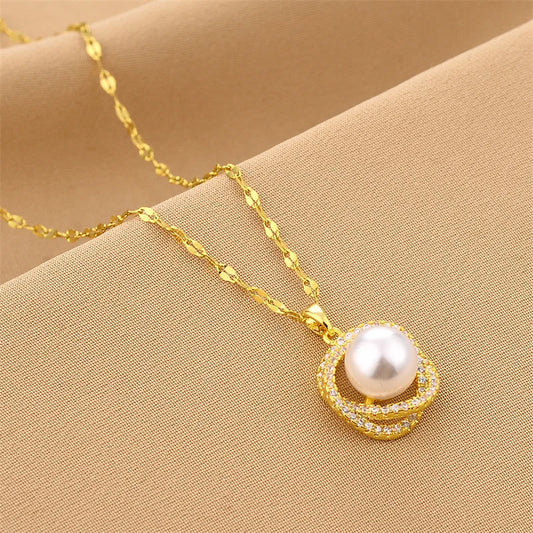 New Fashion Luxury 18K Gold Plated Imitation Pearl Pendant Necklaces For Women Trendy Retro Style Stainless Steel Clavicle Chain
