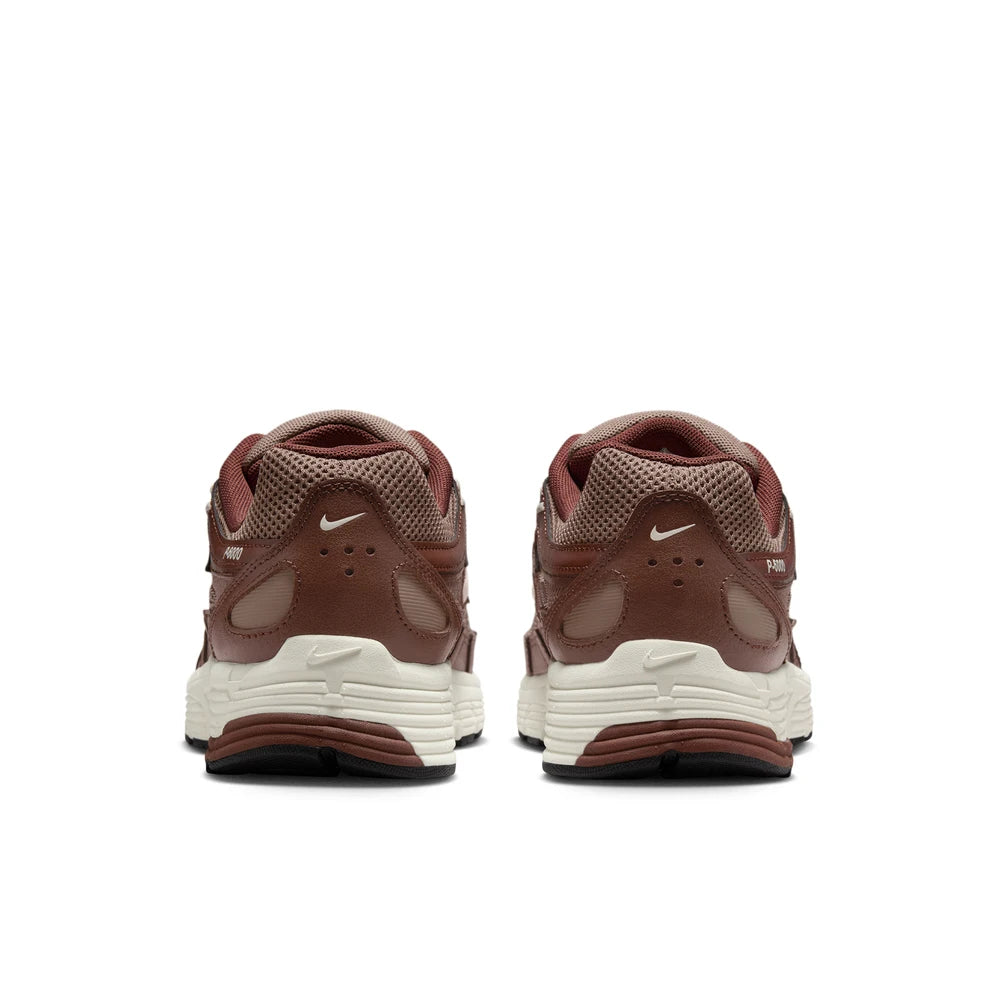 Nike BV1021-2000 P-6000 Skateboard-Schuhe - EVA-Innensohle, Polyester Obermaterial, Gummi-Außensohle