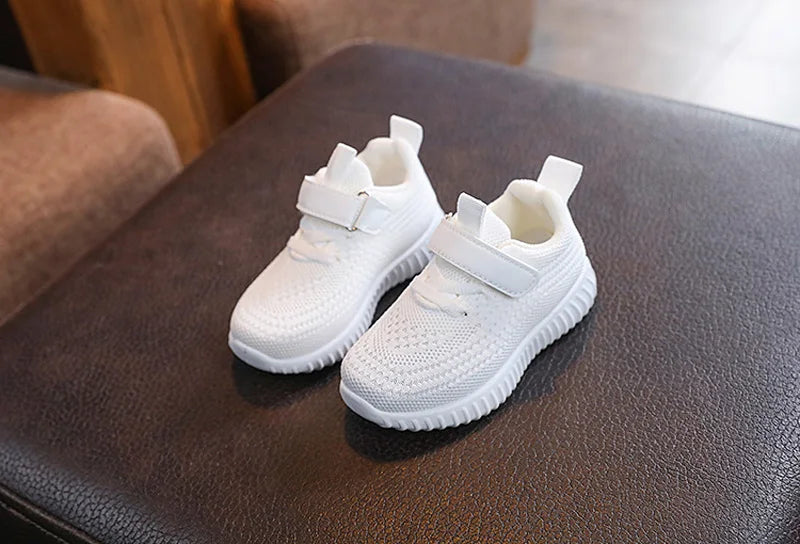 Kinder Schuhe 2025 - Frühling Sommer Kids Sneakers - Weich Atmungsaktiv Mesh Jungen Mädchen Schule Outdoor Sport