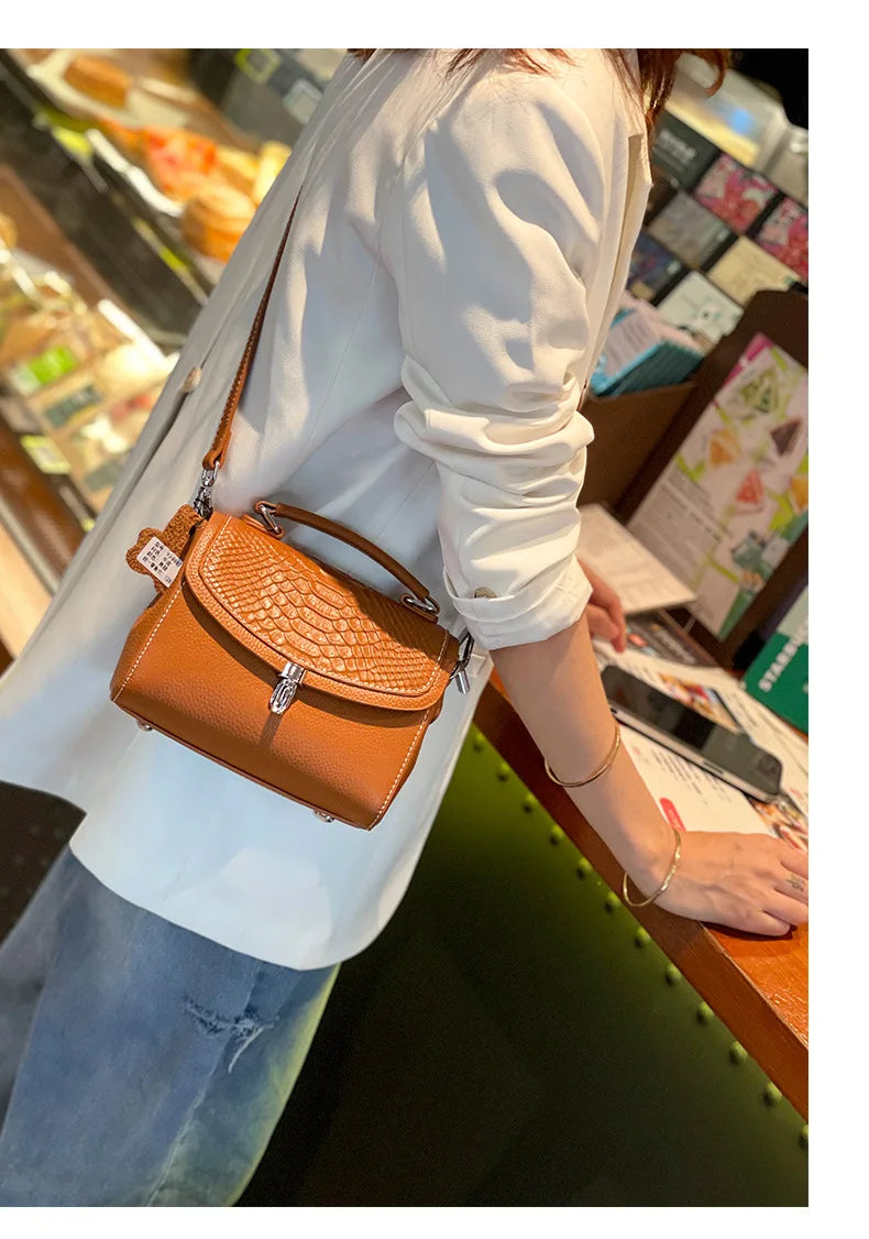 Genuine Leather Women Bag Fashionable Purse for Lady Temperament Crossbody Square Shoulder Bag Cow Leather Versatile Handbag