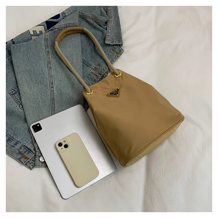 Simple Casual Versatile Women's Solid Color Nylon Cloth Single Shoulder Crossbody Bag Fashion Commuting Storage Bucket Bags