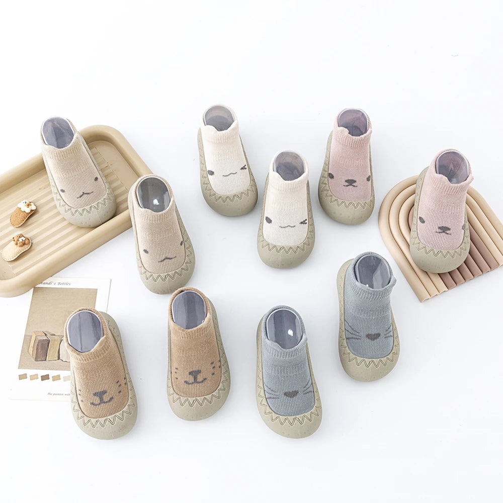 Baby Socken Schuhe 2025 - Säugling Süße Cartoon Kinder Junge Schuhe - Weiche Gummi Sohle Kind Boden Sneaker BeBe Booties Kleinkind Mädchen Erste Laufschuhe 1-3J