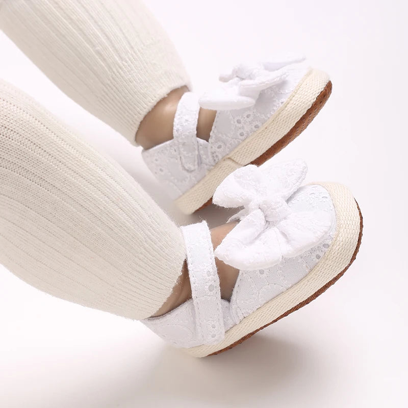 Baby Mädchen Schuhe 2025 - Süße Blume Rutschfeste Sohle Mary Jane Stil - Mode Sandalen Frühling Sommer 0-12M