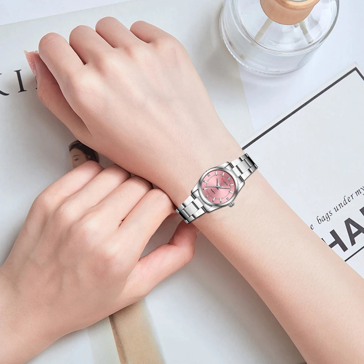 Damen-Uhr 2025: VA VA VOOM Luxury Women's Watch 29mm Fashionable Stainless Steel - Rhinestone Pink Minimalist Girl Clock Outdoor Travel Women Wrist Watches Collection