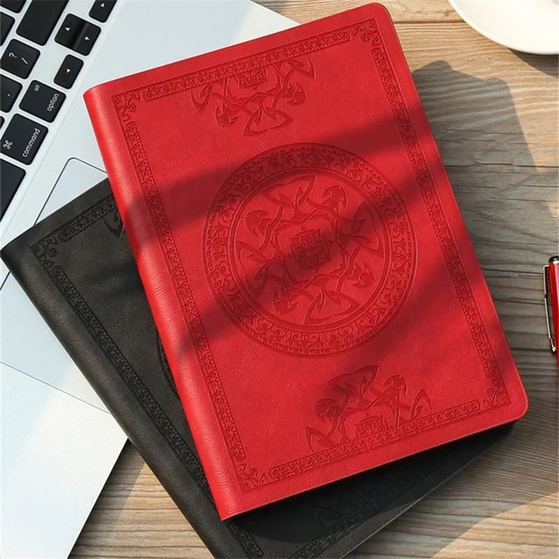 SQUMIDER A5 Geprägtes PU Leder Notizbuch - 120 Seiten