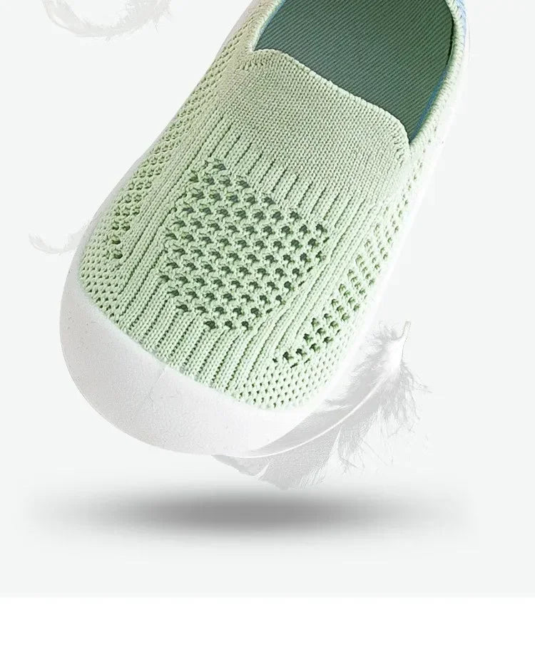 Bambino Mini Weiche Sohle - Rutschfest Größe 18-24