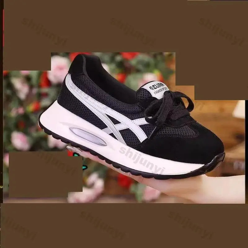Women Sneakers 2025 New Breathable Loafers Lace Up Outdoor Large Size Office Women Lightweight Walking Shoes for Women Shoes