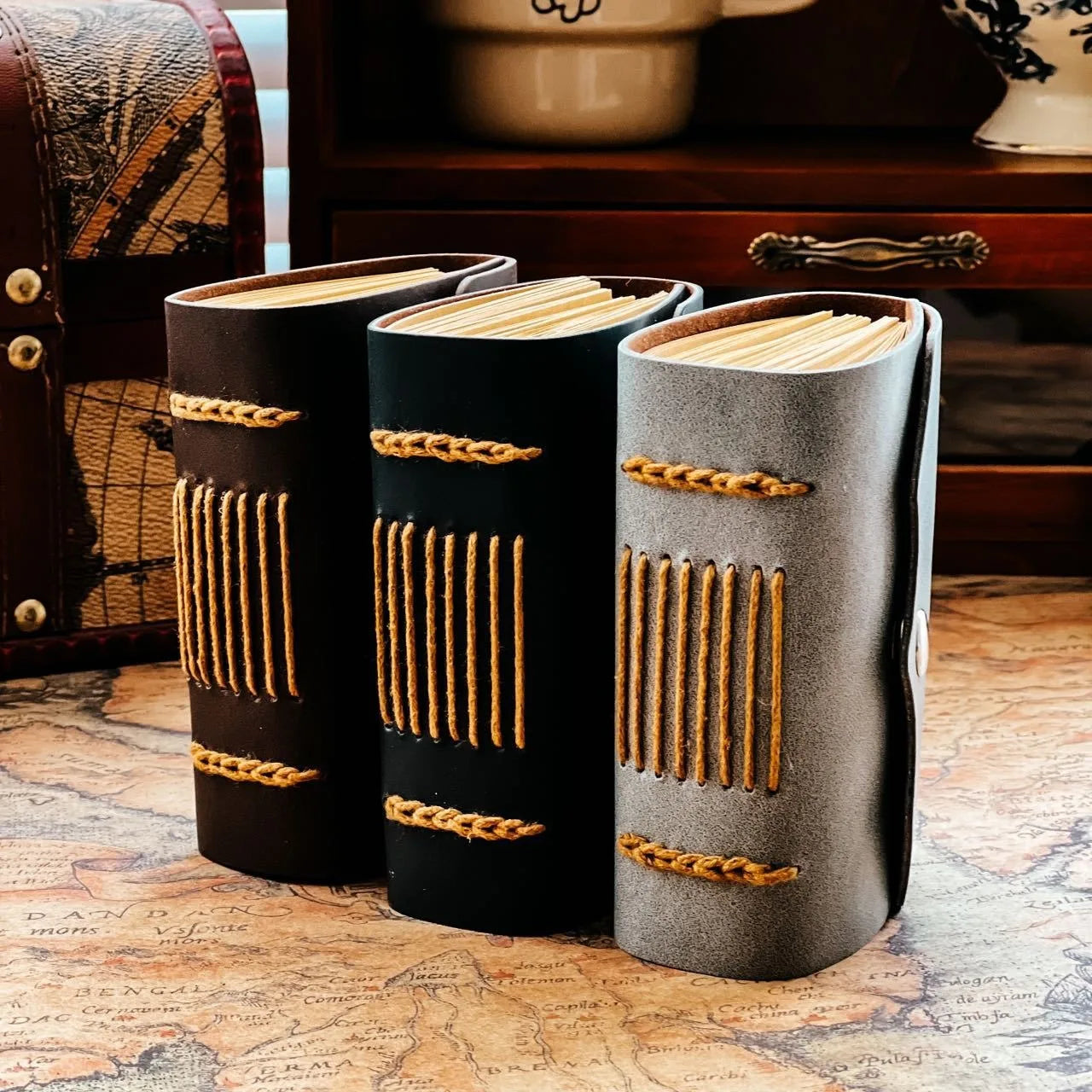 Notizbuch 2025: BOHY Handmade Notebook Minimalist Pu Leather - Retro Travel Portable Ledger Book Writing Pads Collection
