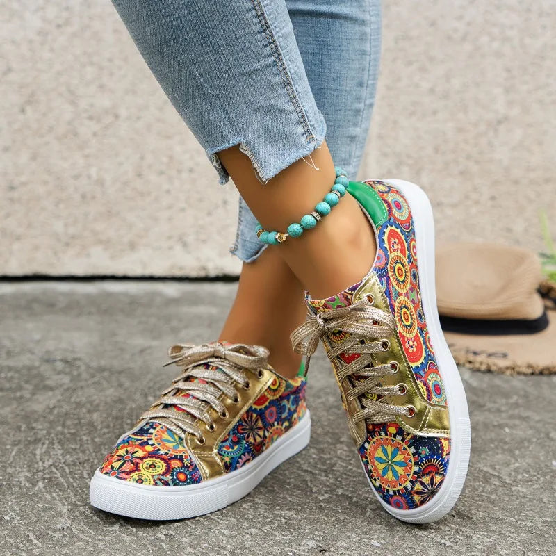 Women Sneakers Classic Fashion Embroidery Printing Style Breathable Canvas Sneakers Women Casual Comfortable Shoes for Women