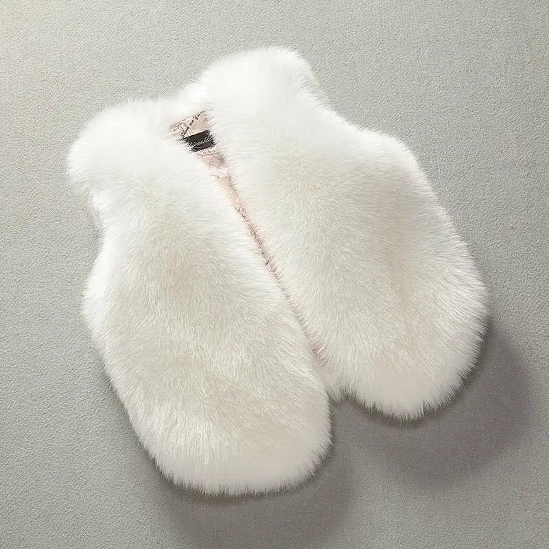 OLEKID Weste Faux-Fur - Größe 4-6Y, Baumwolle, Regular