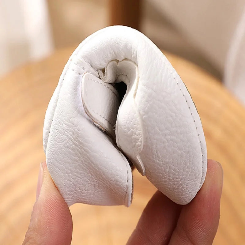 Baby Mädchen Schuhe 2025 - Fashion Einfarbig Leder Blume Prinzessin - Weiche Gummisohle Rutschfest Casual Erste Laufschuhe