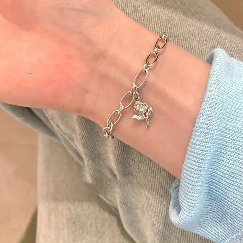 Luxus Kristall Armband für Damen - Mode Herz Charm Armbänder - Strass Bangle Braut Schmuck Accessoires Geschenke