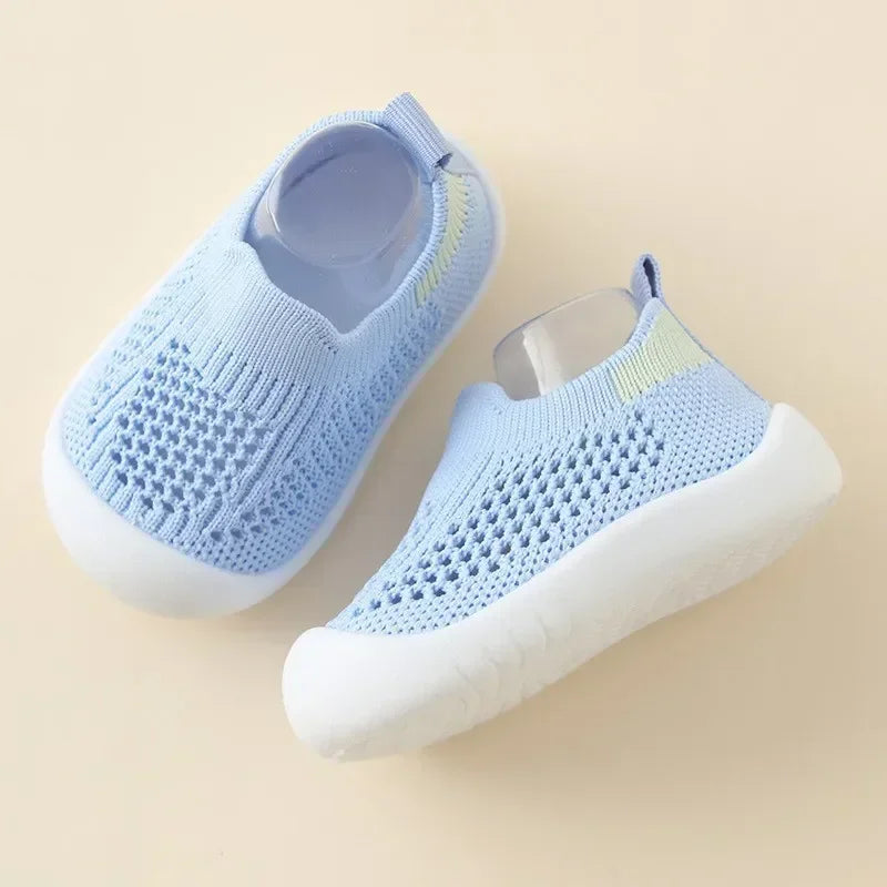 Bambino Mini Weiche Sohle - Rutschfest Größe 18-24